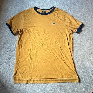 Levi’s ringer tee